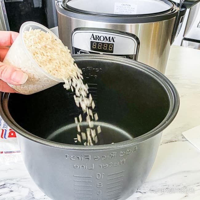 Heavenly Slow Cooker Rice: A Simple and Delicious One-Pot Meal